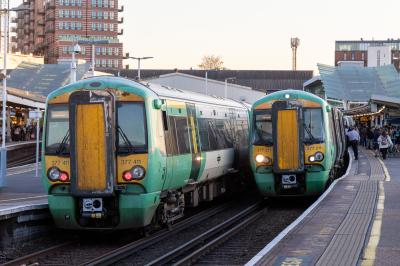 photo of 377211,377411 at Clapham Junction