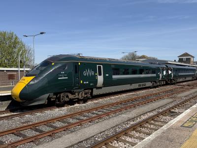 photo of 800306 at Plymouth