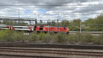 67015 at Crewe. &copy; Luivery