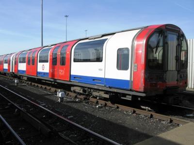 LU91051 at Hainault LU depot. &copy; Byron5574