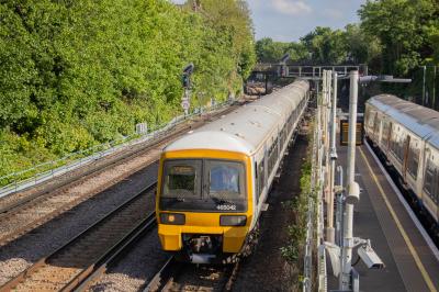 465042 at Wandsworth Road. &copy; Zain