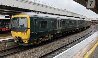 166211 at Bristol Temple Meads. &copy; BigKev
