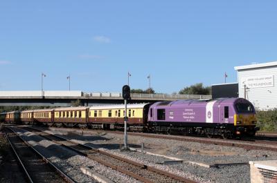 67007 at Derby. &copy; stevexos