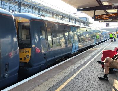 375601 at Ashford International. &copy; Geoff