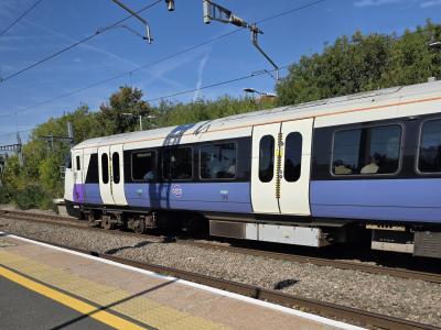 345036 at Maidenhead. &copy; MikeMOL