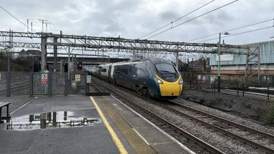 390049 at Nuneaton. &copy; Luivery