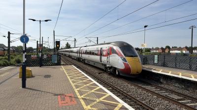 801214 at Newark North Gate. &copy; Luivery