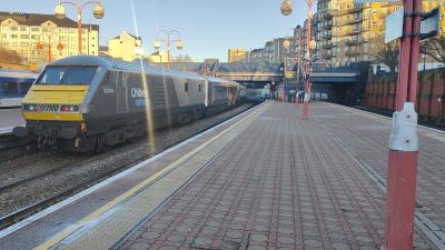82304 at London Marylebone. &copy; Geoff