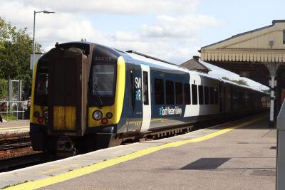 444029 at Basingstoke. &copy; railwork