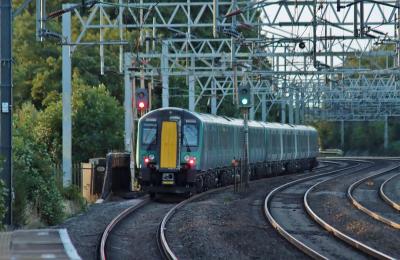 350369 at Rugeley Trent Valley. &copy; stevexos