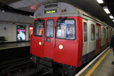 LU5551 at London Underground. &copy; linuxyeti