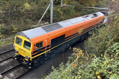 59102 at Wootton Bassett Junction. &copy; BigKev