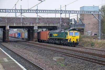 66501 at Tamworth. &copy; Shotts