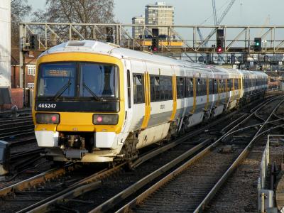 465247 at London Bridge. &copy; llamafish