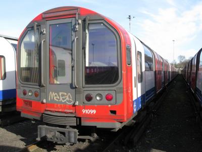 LU91099 at Hainault LU depot. &copy; Byron5574