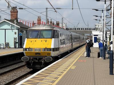 82222 at Newark North Gate. &copy; Luivery