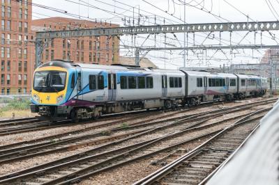 185132 at Leeds. &copy; llamafish