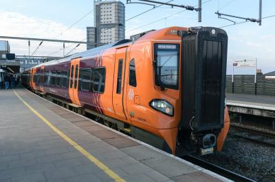 196114 at Wolverhampton. &copy; llamafish