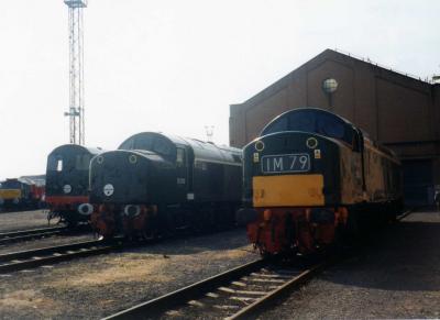 D345,D200,D8000 at Old Oak Common open day. &copy; Kempydak