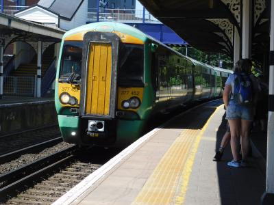 377452 at Fratton. &copy; Trainman5862