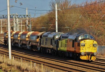 37099 at Winwick. &copy; stevexos