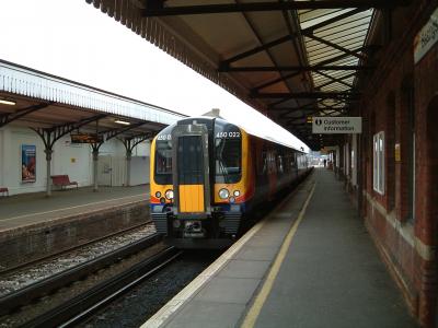 450022 at Basingstoke. &copy; Pape_Timmo
