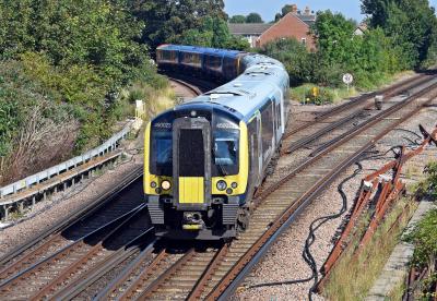 450023 at Havant. &copy; Bestieboy