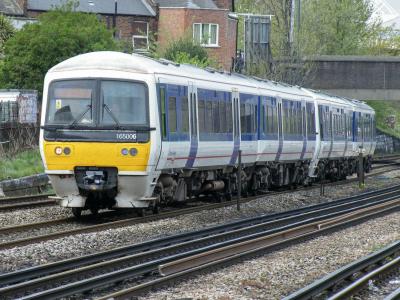 165006 at Dollis Hill. &copy; llamafish