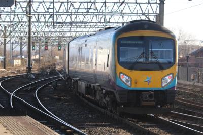 185146 at Manchester Piccadilly. &copy; ConnorsRailPhotography