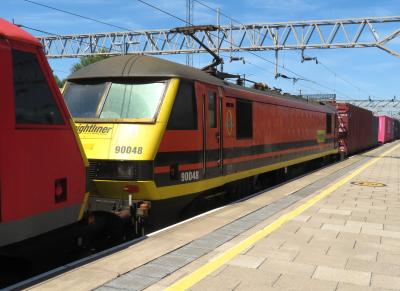 90048 at Stafford. &copy; Geoff