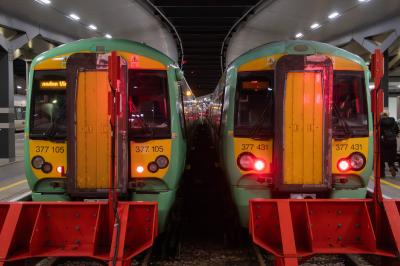 377105,377431 at London Bridge. &copy; Zain