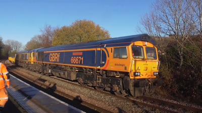 66671 at Warminster. &copy; JM-Freightliner