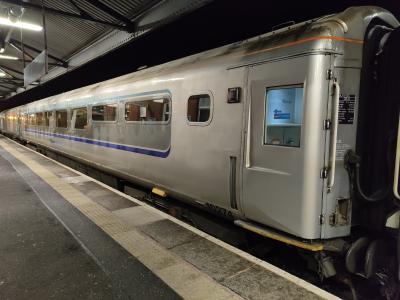 10274 coach at London Marylebone. &copy; Geoff