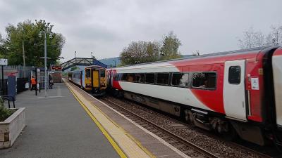 12446 coach at Craven Arms. &copy; Geoff