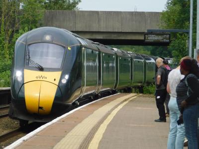 800022 at Tiverton Parkway. &copy; Trainman5862