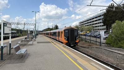 730045 at Milton Keynes Central. &copy; Luivery