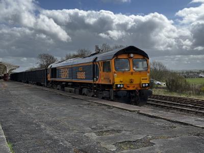 Everyone's Photographs of 66686 — trainlogger