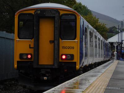 photo of 150209 at Stalybridge
