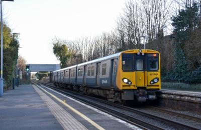 507001 at Wallasey Grove Road. &copy; Brodie