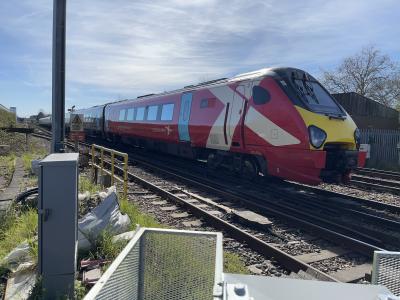 220033 at Mount Pleasant level crossing, Southampton. &copy; BigKev