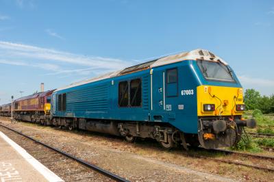 67003 at Didcot. &copy; trainlogger