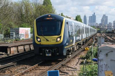 photo of 701005 at Clapham Junction