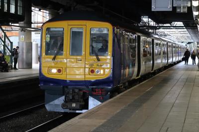 769424 at Manchester Victoria. &copy; Davejones12