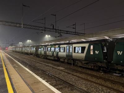 350110 at Northampton. &copy; AJax