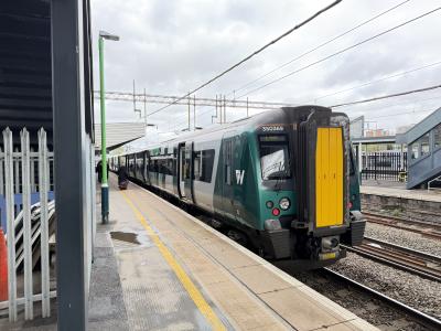 350369 at Northampton. &copy; Luivery