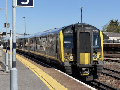 450058 at Eastleigh. &copy; Luivery
