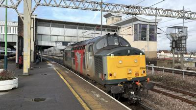 37884 at Nuneaton. &copy; Luivery