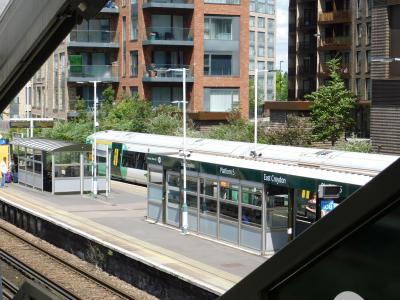 377135 at East Croydon. &copy; Trainman5862