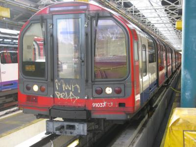 LU91035 at Hainault LU depot. &copy; Byron5574