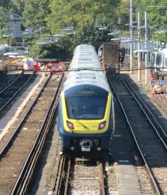 701054 at Clapham Junction. &copy; Geoff